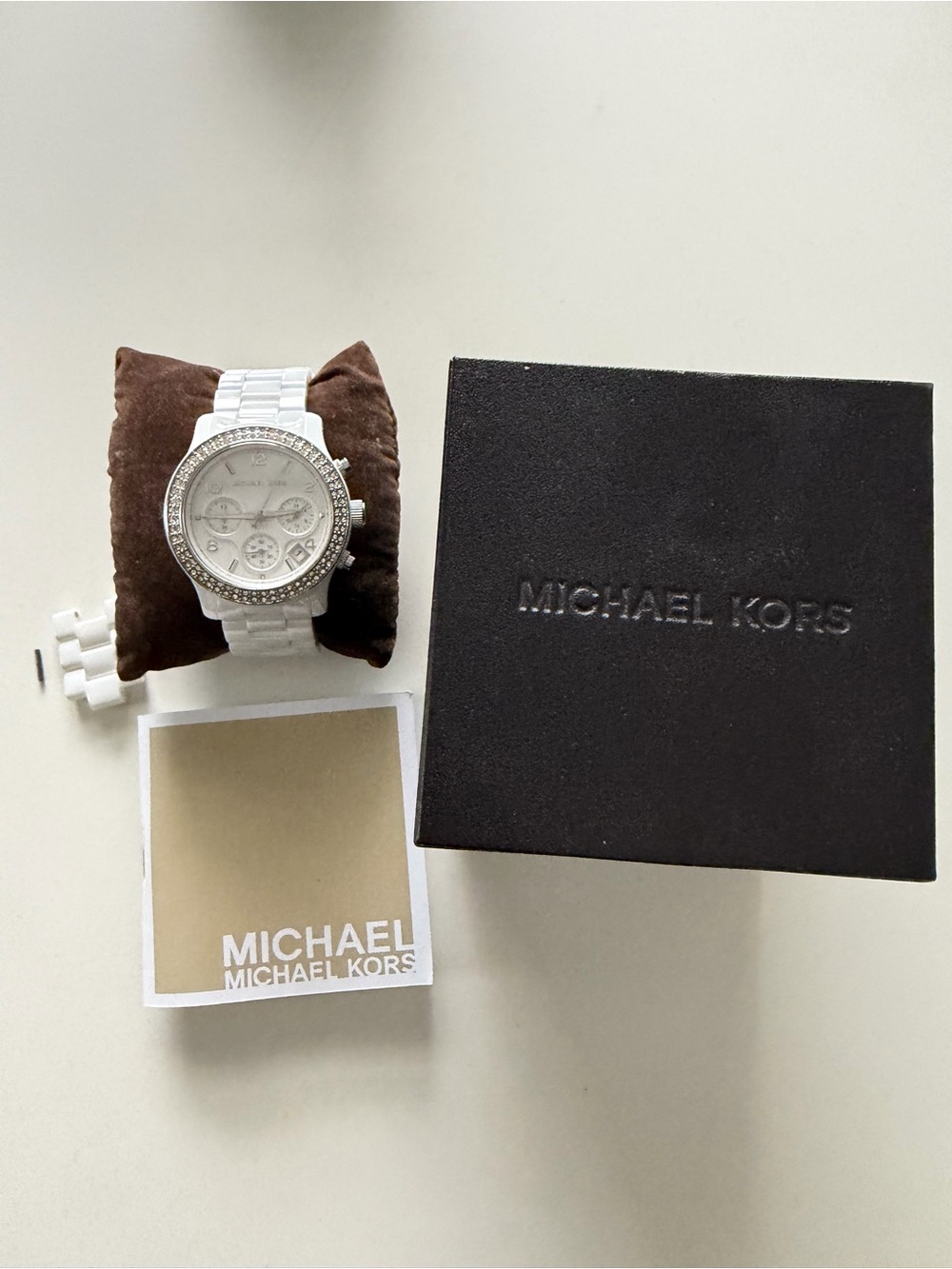 Michael Kors MK5188 Ladies White Ceramic Watch Silver Swarovski Crystals Bezel